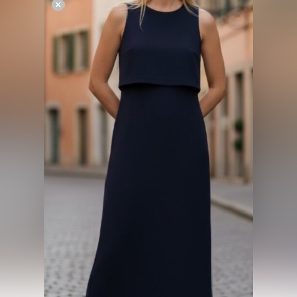 SPANX Dresses & Skirts - NWT Spanx fitted Ponte Midi dress- Sleeveless Navy 2x
